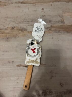 Holiday Snowman Spatula with Cookie Cutter Set - White & Red